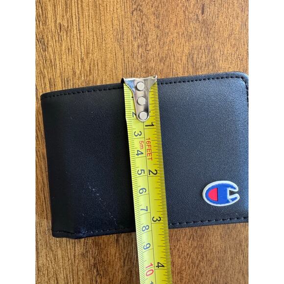 Champion Black Bifold Wallet - Excellent Condition - Picture 8 of 8